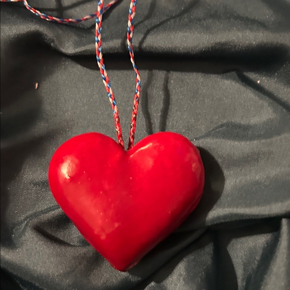 Heart Pendant Necklace - Picture 4 of 8